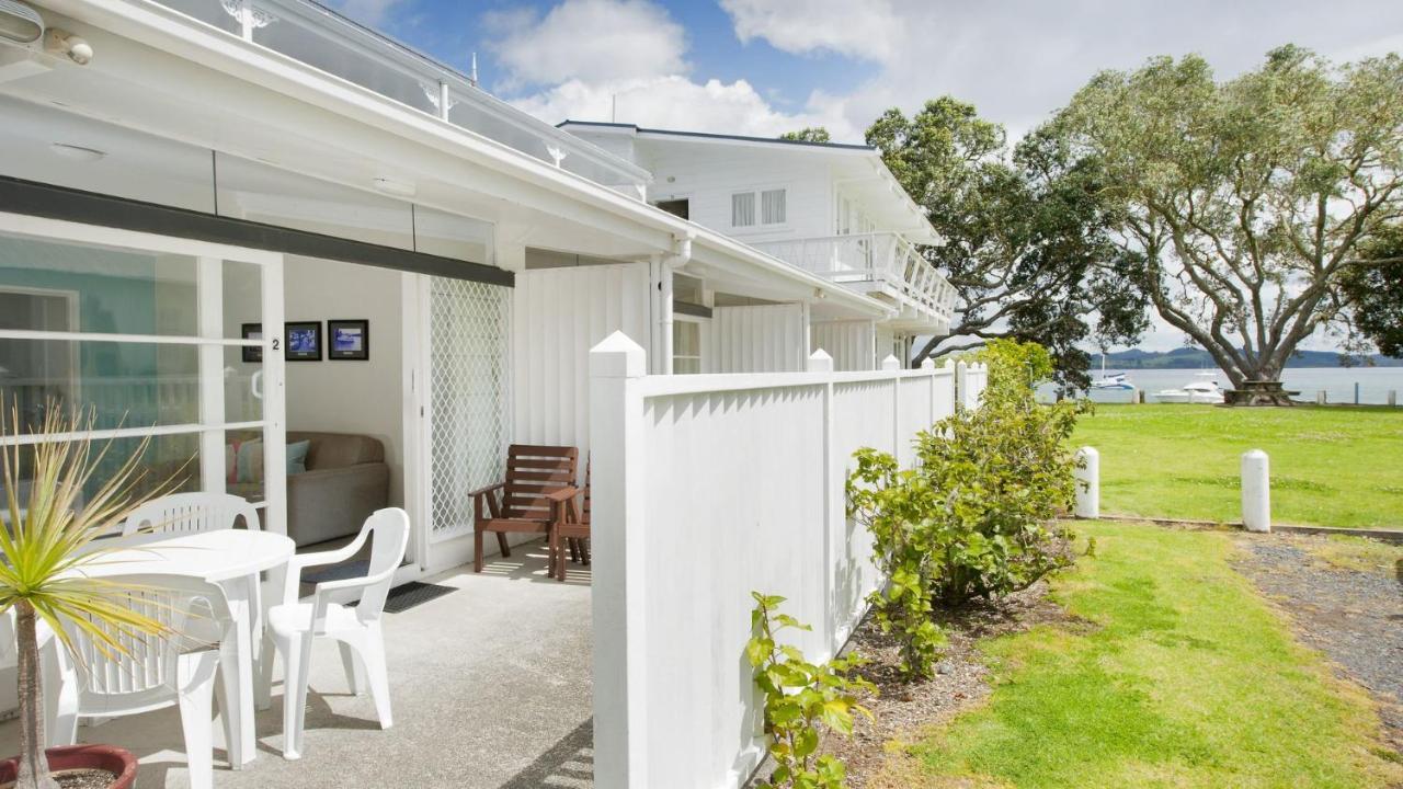 Hananui Lodge And Apartments Russell Bagian luar foto