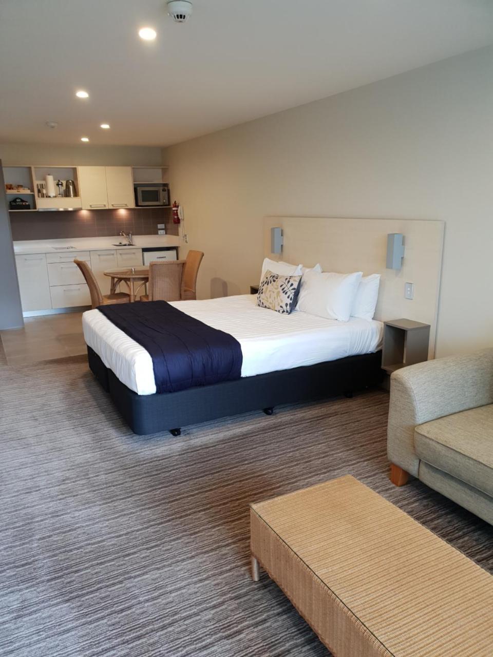 Hananui Lodge And Apartments Russell Bagian luar foto