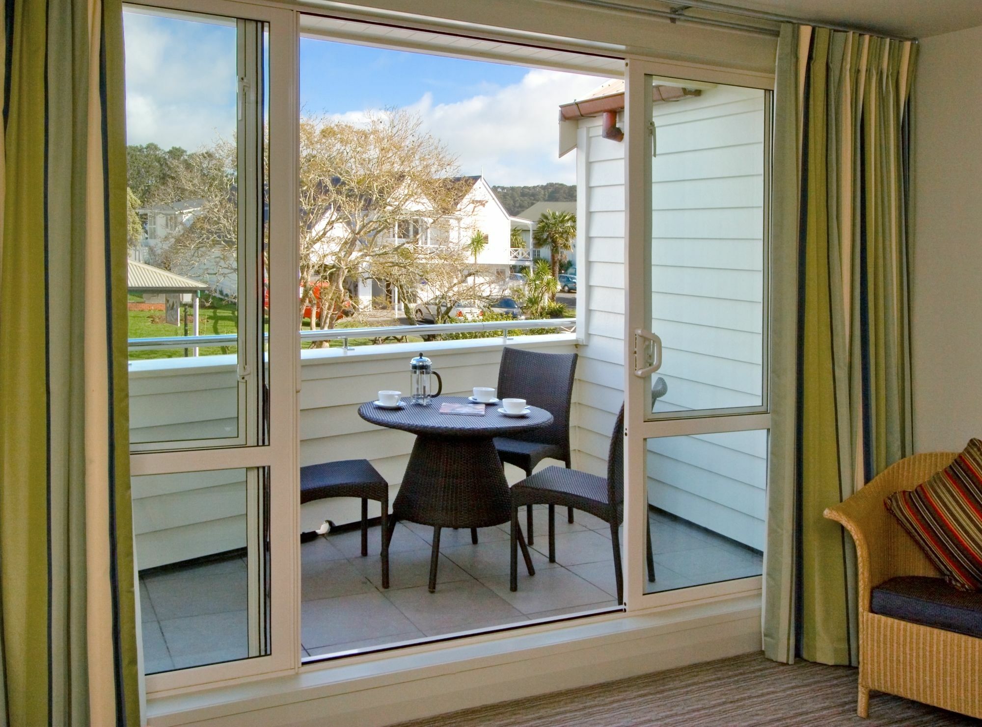 Hananui Lodge And Apartments Russell Bagian luar foto